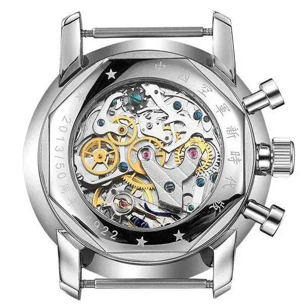 Deep Blue's New Hues – International Wristwatch